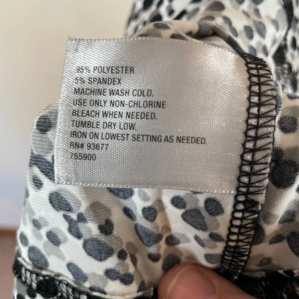 Worthington Pretty Shade Black and White Blouse